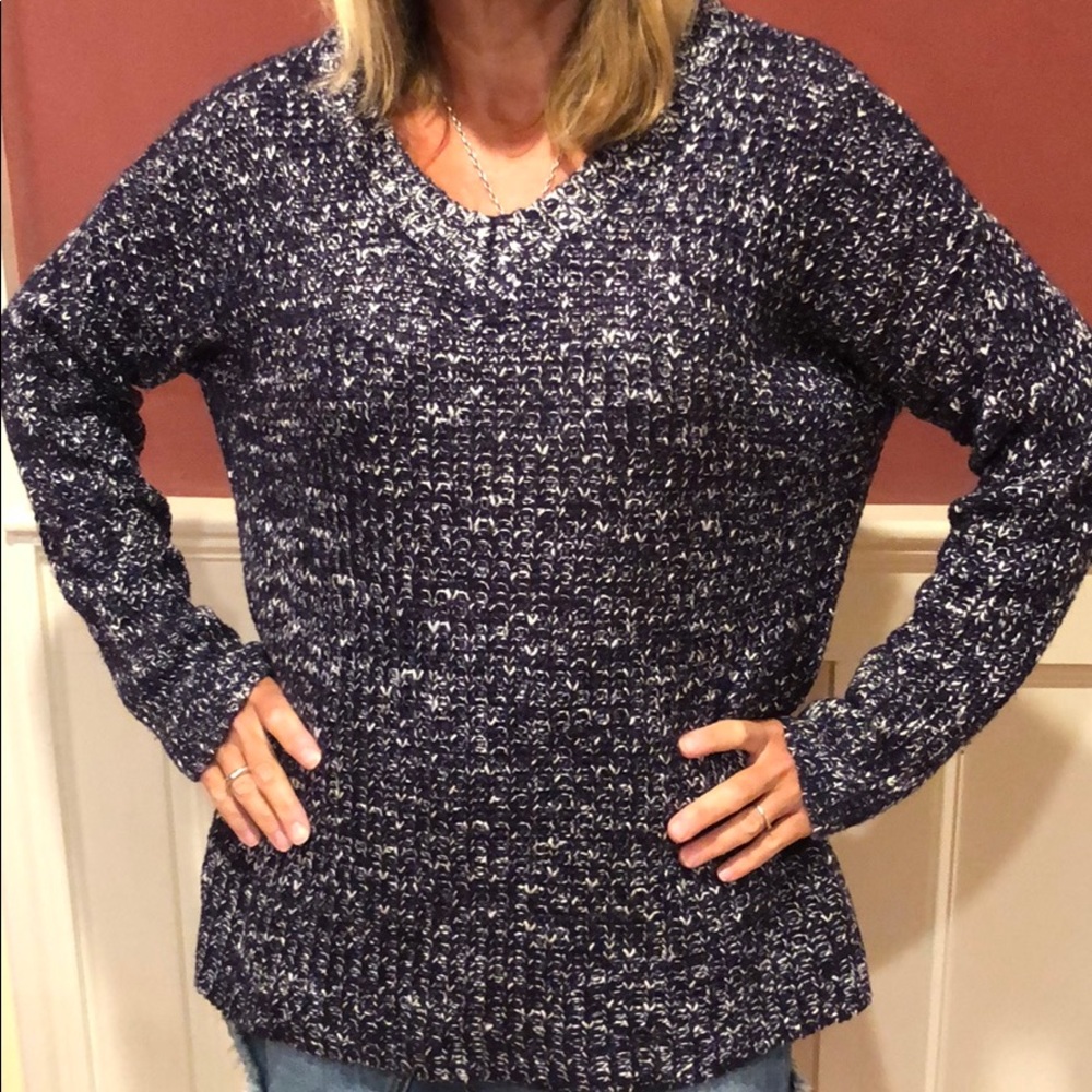 Comfy navy blue and white sweater